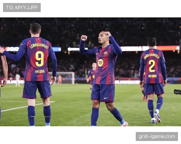 西甲最新积分榜出炉：巴萨领跑，皇马强势紧追