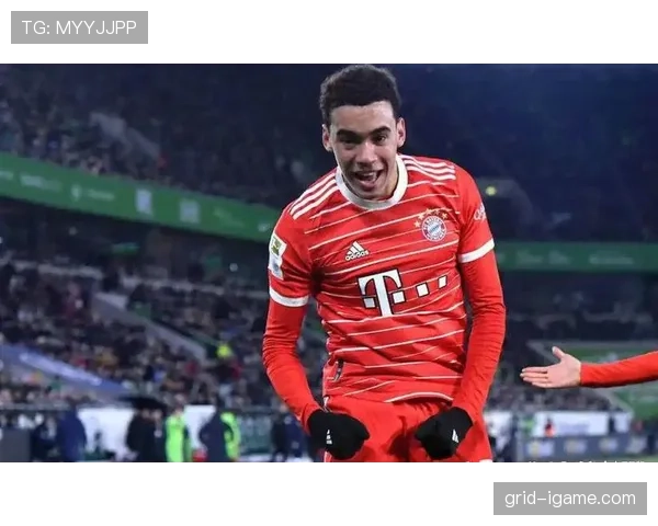 球队危机来临：拜仁管理层混乱，战术体系陷入僵局，豪门地位岌岌可危！